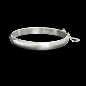 Vintage Sterling Silver hinged bangle bracelet